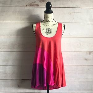 Chelsea & Violet Tri-Colored Flowy Tank